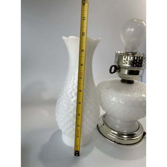 VTG Fenton Lamp Milk Glass Hobnail Underwriters laboratories Inc 17" Tall - Picture 12 of 14